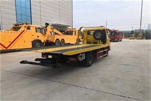 崆峒非事故拖车