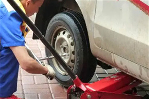 崆峒附近拖车24小时服务热线电话