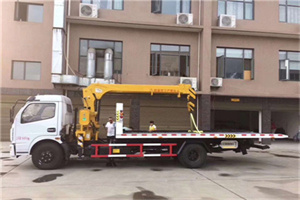 崆峒附近汽车轮胎更换