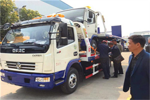 崆峒汽车道路救援拖车价格